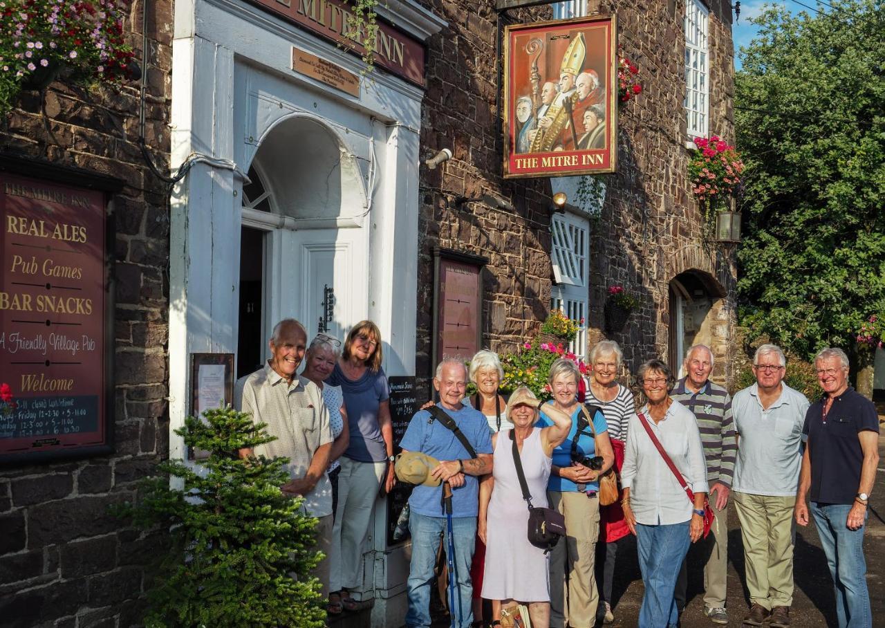 The Mitre Inn Witheridge Bagian luar foto