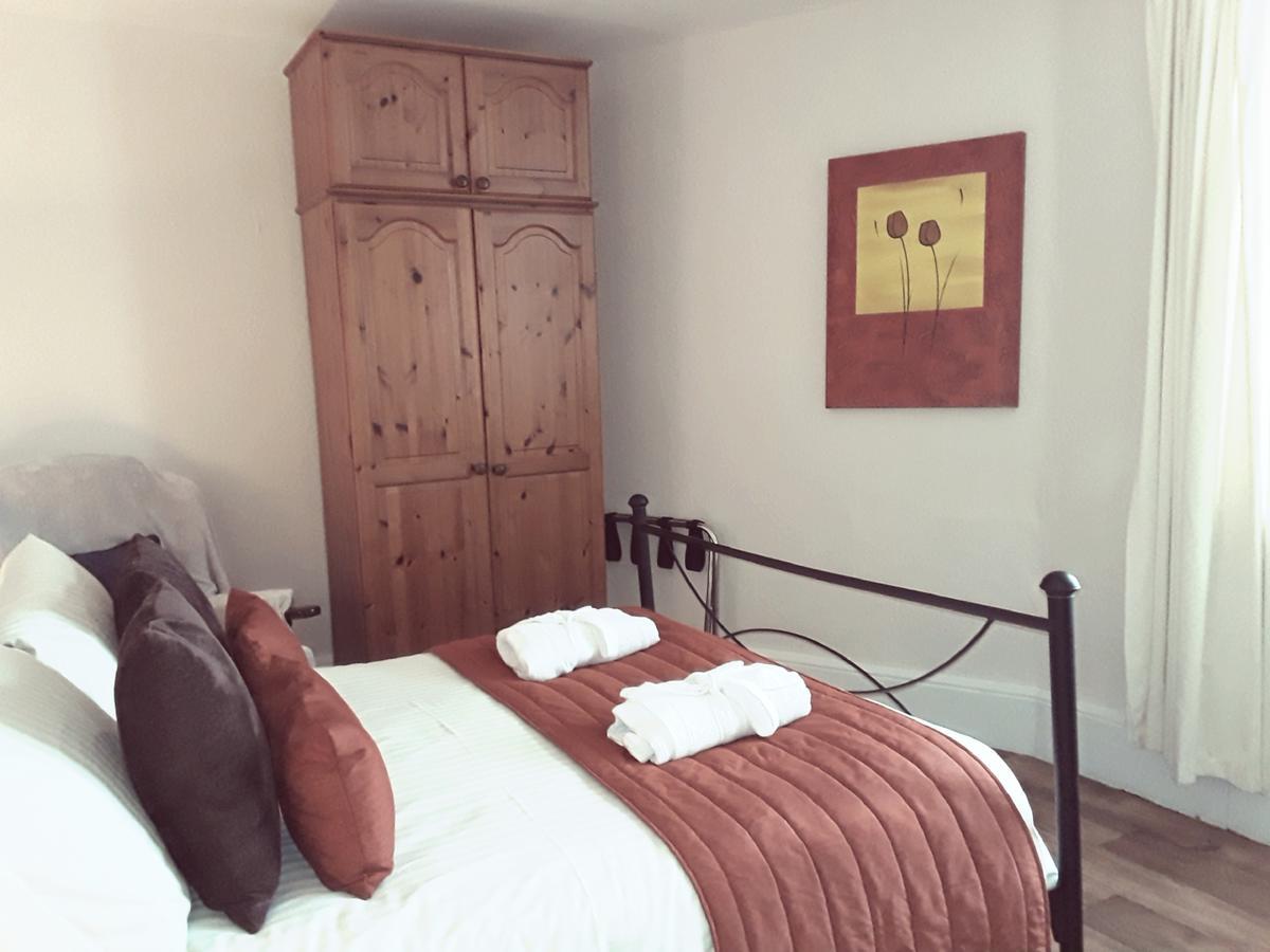 The Mitre Inn Witheridge Bagian luar foto